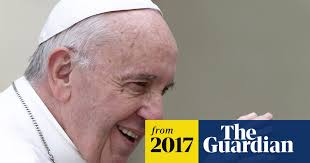 Young girl steals Pope Francis's skullcap