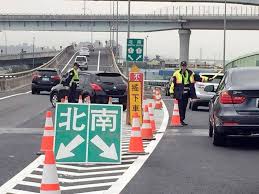 No6 高速公路现代化管理_工学_高等教育_教育专区 第六讲 现代高速公路管理系统 高朝晖 一、高速公路管理系统概念 （一）高速公路管理系统的提出 ? é¢¨åŸŽäº¤é€š168 é«˜é€Ÿå…¬è·¯é«˜ä¹˜è¼‰ç®¡åˆ¶è³‡è¨Š åœ‹1 åœ‹3åŠåœ‹5é«˜ä¹˜è¼‰ç®¡åˆ¶èªªæ˜Ž Facebook
