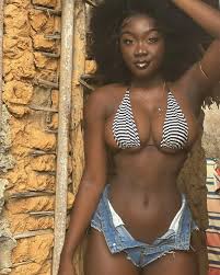 Butts and Guts on X: Folashade Oremakinde t.colJ28XumhdD  X