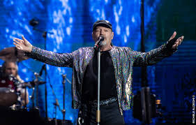 The area, which currently hosts the vaccinal drive through, has been defined by vasco as a fascinating space dedicated to music: Vasco Rossi Suonera Al Circo Massimo Rolling Stone Italia
