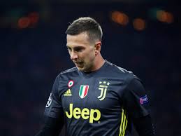 Born 16 february 1994) is an italian professional footballer who plays as a winger or attacking midfielder for serie a club juventus. Federico Bernardeschi Came Close To Barcelona Move Sports