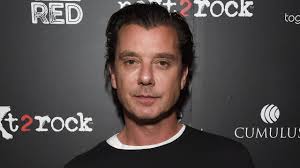 She was spotted kissing soccer player loris karius in late december 2018, which seemingly confirmed things ended between her. Gavin Rossdale Shares Sweet Selfie With Girlfriend Sophia Thomalla See The Pic Entertainment Tonight