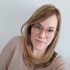 Severance Spoilers— 💧 💧 💧 💧 💧 💧 💧 💧 So are we all going to gloss  over the fact that they showed us the board in that painting?