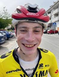 Nice laugh from Jonas🇩🇰🐝❤️🇩🇰🐝❤️🇩🇰🐝❤️😂 Sierra Nevada 1️⃣✓week.  Photo: Benoot