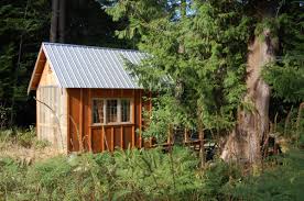 17 lovely small mountain cabin designs ideas. Tiny Rustic Cabin Exterior With Fiberglass Wall Small House Bliss