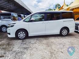 Toyota voxy 2.0 reviews by ken toh ( bahasa malaysia). Recon 2015 Toyota Voxy Zs Kirameki Edition For Sale In Malaysia 74233 Caricarz Com