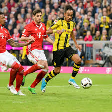 Der außenseiter aus der regionalliga. Borussia Dortmund Vs Bayern Munich Final Score 3 2 Bvb Pull Off Dfb Pokal Comeback Sbnation Com