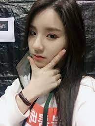 Loona She said she didn't have enough practice and that she struggled with the money for. loona