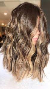 Precious nature hair color é una colorazione cosmetica permanente senza ammoniaca che garantisce il 100% di copertura dei capelli bianchi. 33 Ottime Idee Su Capelli Biondo Scuro Capelli Biondo Scuro Capelli Biondo Scuro