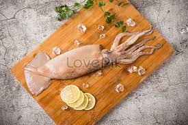 Baik itu siput, keong, bekicot, kerang, sotong dan cumi digolongkan sebagai mollusca, yakni hewan bertubuh lunak. 330000 Ikan Cumi Cumi Sotong Cumi Cumi Kerang Makanan Lezat Makan Salmon Makanan Laut Makanan Pasar Segar Segar Gambar Unduh Gratis My Lovepik Com