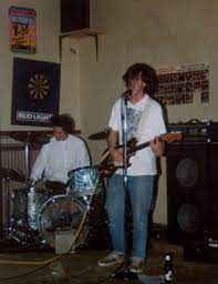 Circa 1990 Ruston La Will Hart On Drums Jeff Mangum On Guitar Vocals Jeff Mangum Neutral Milk Hotel Better Music