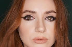 Scheduled to come out next year in the us, the movie centres on gillan's character sam, who was just a youngster when her hitwoman mother scarlet (played by. Karen Gillan To Topline Assassin Action Film Gunpowder Milkshake News Promo37