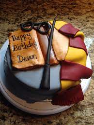 Pin By Vanessa On My Cakes Harry Potter Birthday Cake Harry Potter Birthday Harry Potter Cake