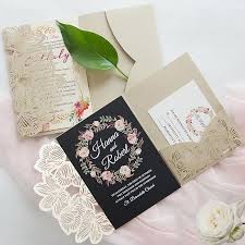 Ihre hochzeit ist ein ganz besonderes ereignis, die kartenmacherei hilft ihnen, stilvolle hochzeitseinladungen zu erstellen. Pin Von Akhof Print Ag Auf Wedding Cards In 2020 Karte Hochzeit Hochzeitskarten Hochzeitseinladung