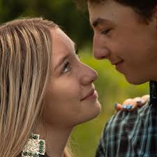 What are some tips and recommendations for caring for and presenting 4  lambs, including 1 commercial and 3 open, being fed Ramsey Show with HN  Shine Em Up and HN Punch?