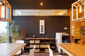 Semoga anda bisa memiliki meja kantor yang. 7 Desain Kantor Cozy Yang Super Nyaman Arsitag