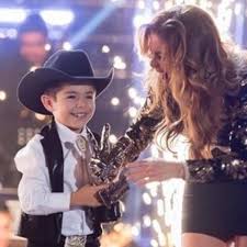 The fourth season of the peruvian reality singing competition la voz perú premiered on 14 june 2021, on latina frecuenia, and the show returned after six years of hiatus. Roberto Xavier Del Team Lucero Es El Ganador De La Voz Kids 2019
