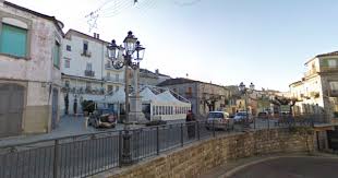My mother, my sister and her daughter, my pregnant daughter, and myself, traveled to roseto to spend a week in my mother's home that she grew up in. Cosi Il Direttore Delle Poste Di Roseto Valfortore S Ingrassava Coi Risparmi Dei Clienti Il Castello Edizioni E Il Mattino Di Foggia