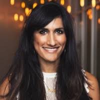 Tara Stinson's Instagram, Twitter & Facebook