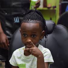 who is currently the best barber for western bearded men in Hanoi?