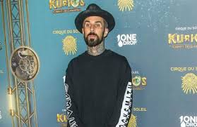 Age, parents, siblings, ethnicity travis barker is 45 years old. Travis Barker A Little Nervous Before First Flight Entertainment Timesherald Com