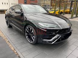 It was unveiled on 4 december 2017 and was put on the market for the 2018 model year. Rent Lamborghini Urus In Munich