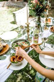 Grab a few grocery store items and dress them way up with these brilliant insider tricks. How To Throw A Last Minute Dinner Party M Loves M Dinner Party Entertaining Recipes Dinner