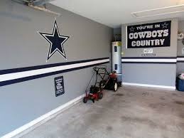 The official instagram account of the #dallascowboys spanish content: Do Something Like This In A Nascar Theme For The Garage Garage Paint Schemes Team Themes Dallas Cowboys Room Dallas Cowboys Game Dallas Cowboys