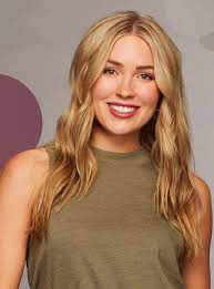 The Bachelor S Cassie Randolph Is Already A Reality Tv Veteran Long Hair Styles Cassie Hair