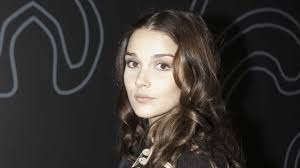 Camille Lou : qui est son compagnon Romain Laulhe ?