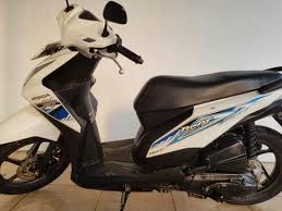 Lebih praktis, serta nyaman di semua kondisi jalan. Terjual Honda Beat 2014 Putih Biru Plat B Tangan 1 Kaskus