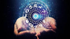 If you are born on july month then your zodiac sign will be vary following date range. Horoscope 14 July Aquarius People Will Remain Fiercely Powerful New Sources Of Income Will Be Made For Gemini People Learn About Other Zodiac Signs Firstpostofindia