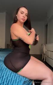 Kiley Lynn ignites your desires with her uninhibited performances