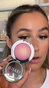 A blush and highlighter all in one i loveeee💖 #makeupfinds  #affordablemakeup #makeuptipsandtricks #makeuphacks #beautyhacks