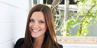 Austinite's simple message to 'be brave' drives millions for charitable  causes