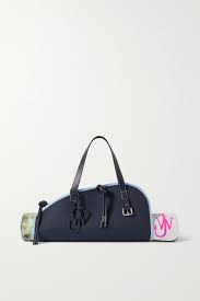 Discover signature bags, leather wallets and sunglasses featuring the thomas burberry monogram. Black Alo Warrior Yoga Mat Alo Yoga Net A Porter