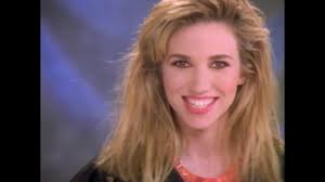 Debbie We's Instagram, Twitter & Facebook