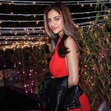 Apparently, it was the actress rumoured beau, bengali actor yash dasgupta. Kgbfd7i Obxexm