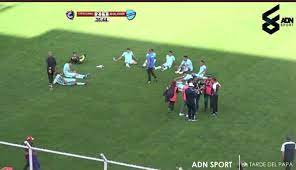 Muertos de m., se comieron seis, la feroz reacción de un jugador de bolivia tras la derrota con argentina. Final Cienciano 2 1 Bolivar Futbol Boliviano Facebook