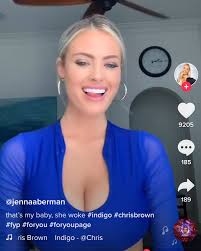 pin en tiktok beauty style and curves
