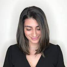 26 Perfect Medium Hairstyles For Heart Shaped Faces Updated For 2019 Oblong Face Hairstyles Heart Shaped Face Haircuts Heart Face Shape