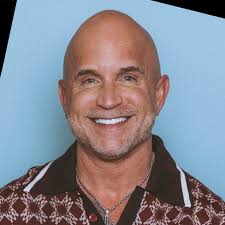 Ep 140: How to get millions of followers