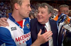 1890 yılında da hâlen kullandığı ewood park stadına taşınır. Squawka Football On Twitter On This Day In 1995 Blackburn Rovers Won The Premier League Title On The Final Day Of The Season What A Picture Http T Co U4jyz2uhor