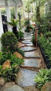 A wide attractive walkway running up and down a narrow side yard can also serve a. 50 Fabulous Side Yard Garden Design Ideas And Remodel 31 Small Backyard Landscaping Backyard Landscaping Designs Backyard Landscaping