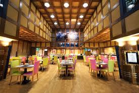 Shop folding tables and chairs. Atrium Coffee Shop Capitol Hotel