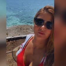 Nadia Michel (@Na74071728)