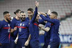 De laatste ek 2021 voetbalshirts zijn afgelopen maand officieel gelanceerd, dus kunnen we nu een overzicht de leus van het nationale team is ook weer verwerkt aan de binnenzijde van de hals. Profiel Ek 2020 Frankrijk Het Te Verslaan Team Football Italia