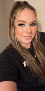 Regina Ritchey's Instagram, Twitter & Facebook