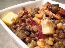 Salade De Lentilles Au Cantal Et Aux Noix Des Lentilles Vertes Des Noix Des Lardons Et Du Cantal Pour Salade De Lentilles Recette Salade Lentilles Salade