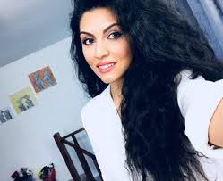 Obsada, twórcy, galeria i forum odcinka. Cum AratÄ DoiniÅ£a Oancea In Rochie Ce Picioare Sexy Are ActriÈa Din Sacrificiul Antena 1